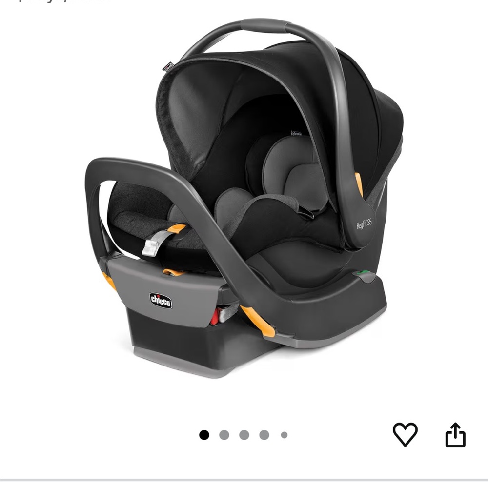 Chicco Black Infant Car Seat